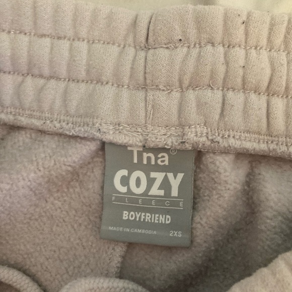 TNA SWEAT SHORTS - Picture 5 of 5